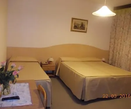 Szálloda La Rondine 3*
