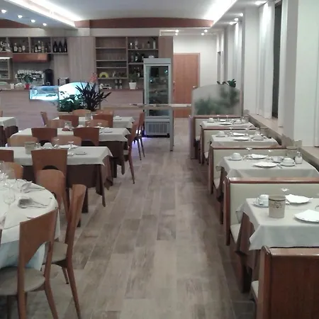 La Rondine 3* Каваллино